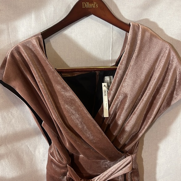 ASOS velvet dress - Picture 5 of 10